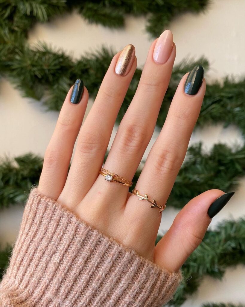 Christmas nails