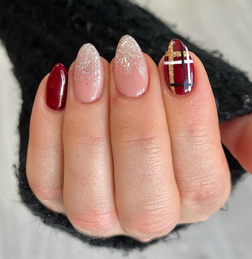 Christmas nails