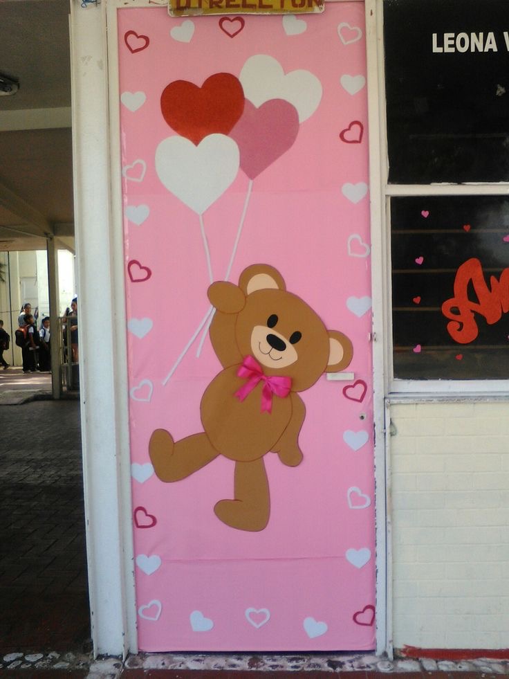 Valentine’s Day door decorations