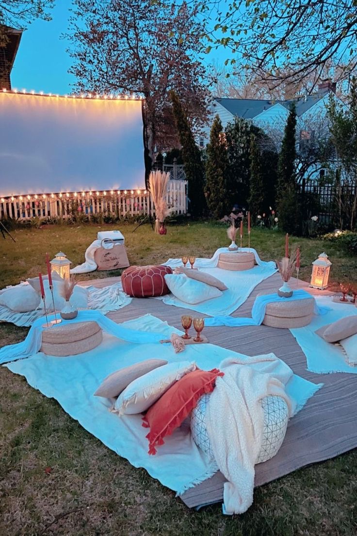 34 EPIC GRADUATION PARTY IDEAS YOU HAVE TO RECREATE - Stylin By Sarita