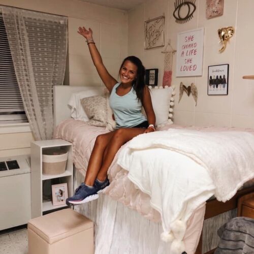 THE BEST DORM ROOM ESSENTIALS FOR 2024