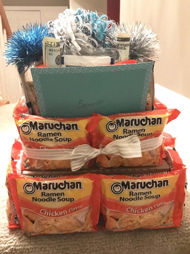 GRADUATION GIFT BASKETS