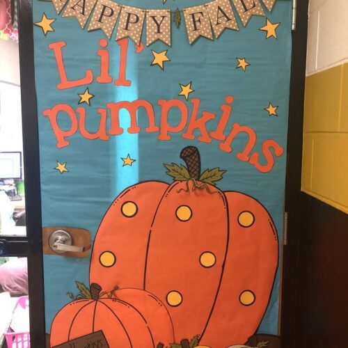 30 AMAZING FALL CLASSROOM DOOR DECORATIONS