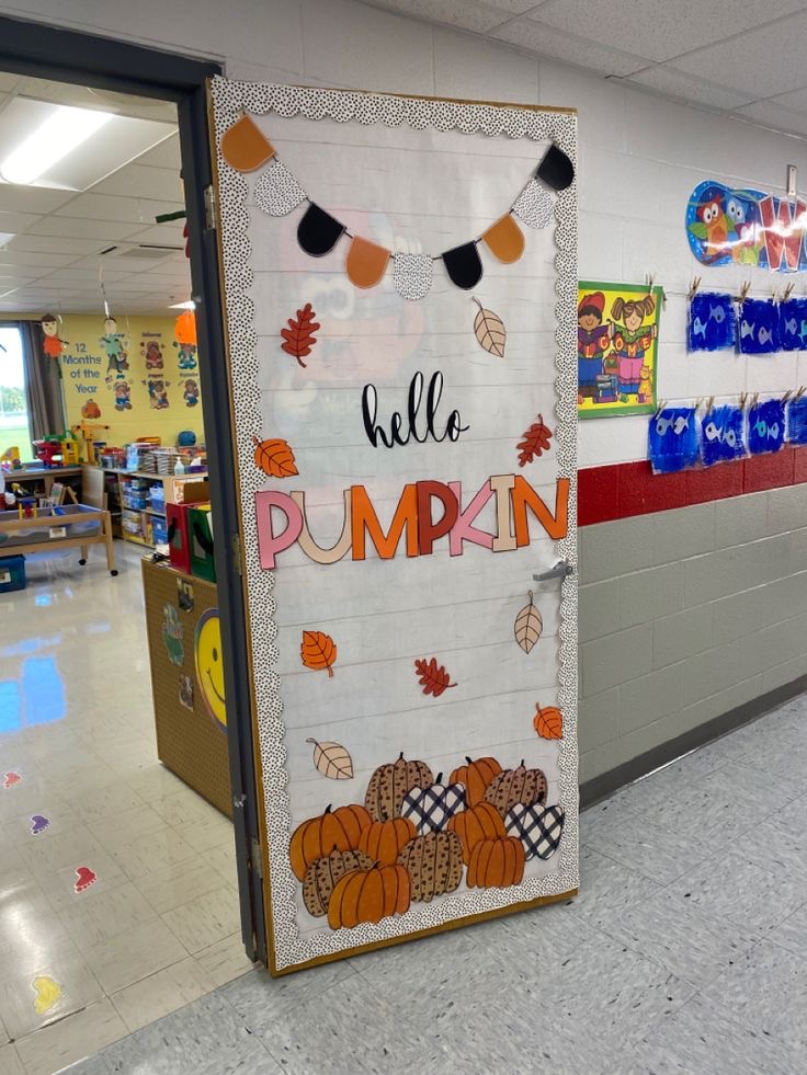 FALL CLASSROOM DOOR DECORATIONS