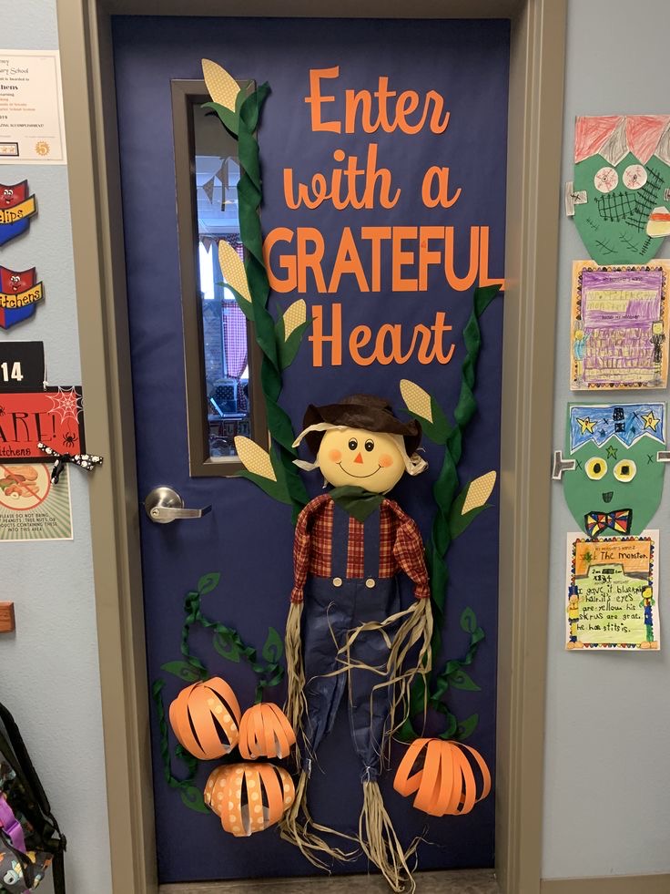 FALL CLASSROOM DOOR DECORATIONS