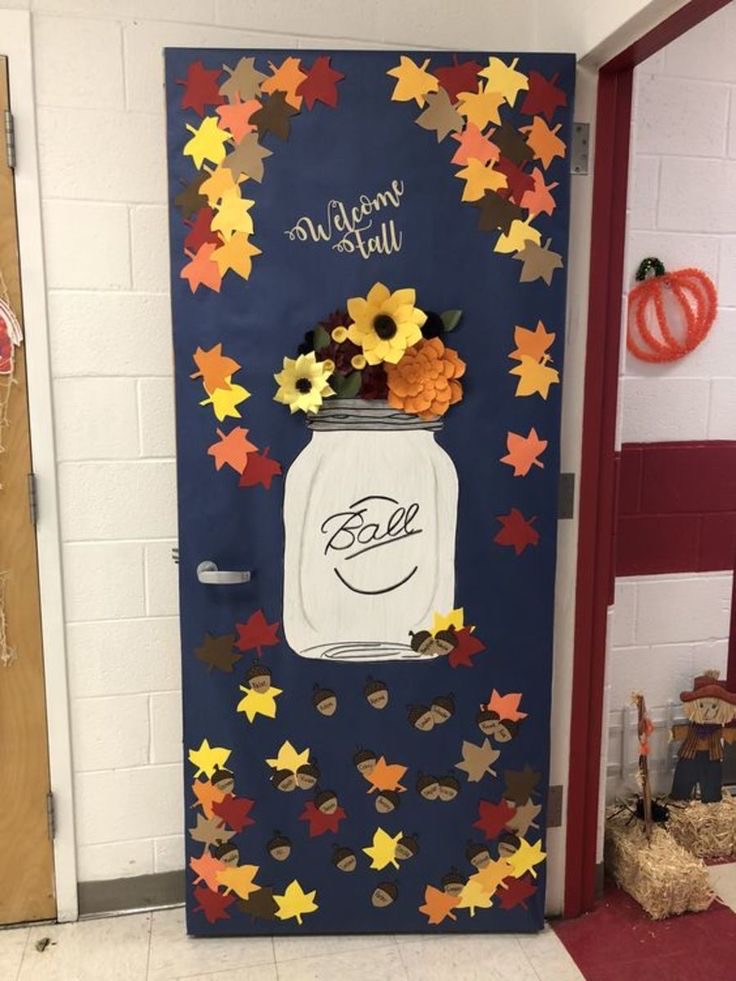 FALL CLASSROOM DOOR DECORATIONS