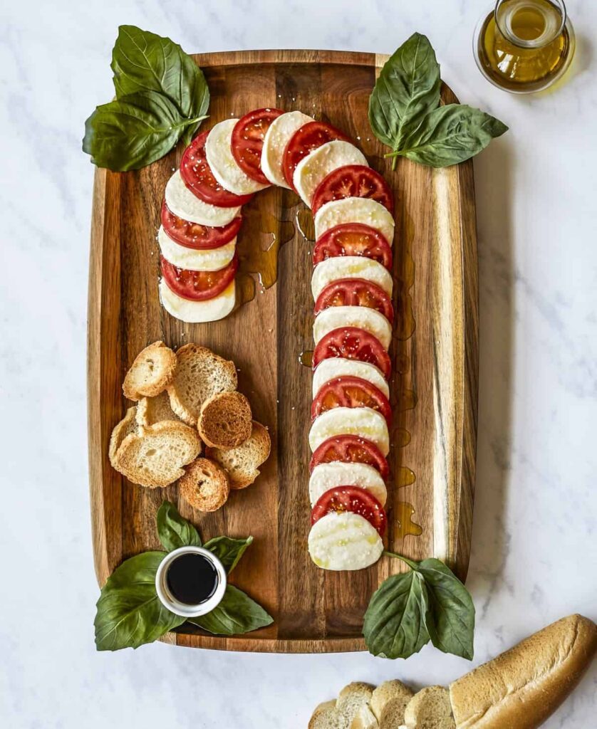 CHRISTMAS CHARCUTERIE BOARD IDEAS