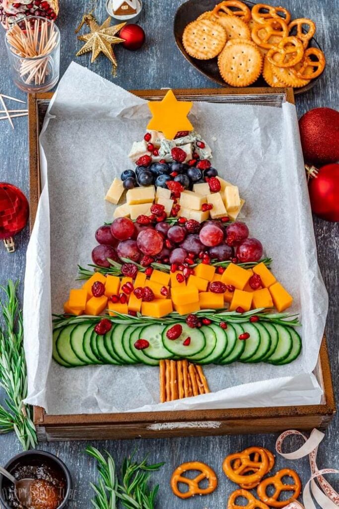 CHRISTMAS CHARCUTERIE BOARD IDEAS