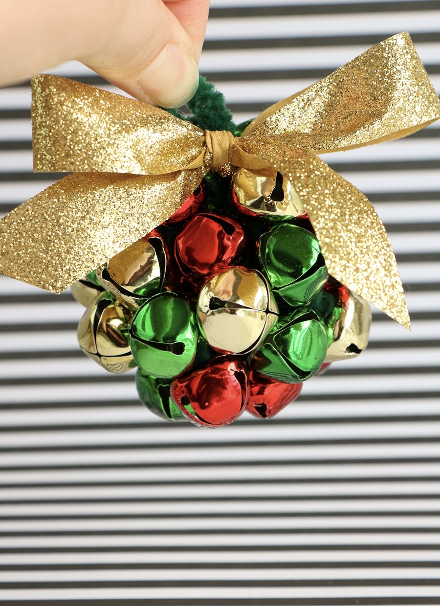 45 INSANELY CUTE AND EASY DIY CHRISTMAS ORNAMENTS - Stylin by Sarita