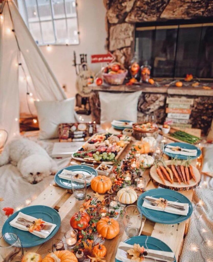 FRIENDSGIVING PARTY IDEAS