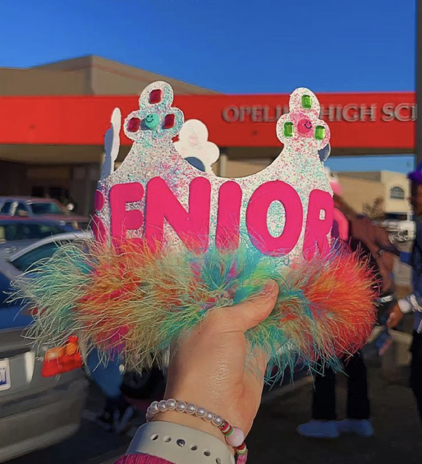 senior crown ideas