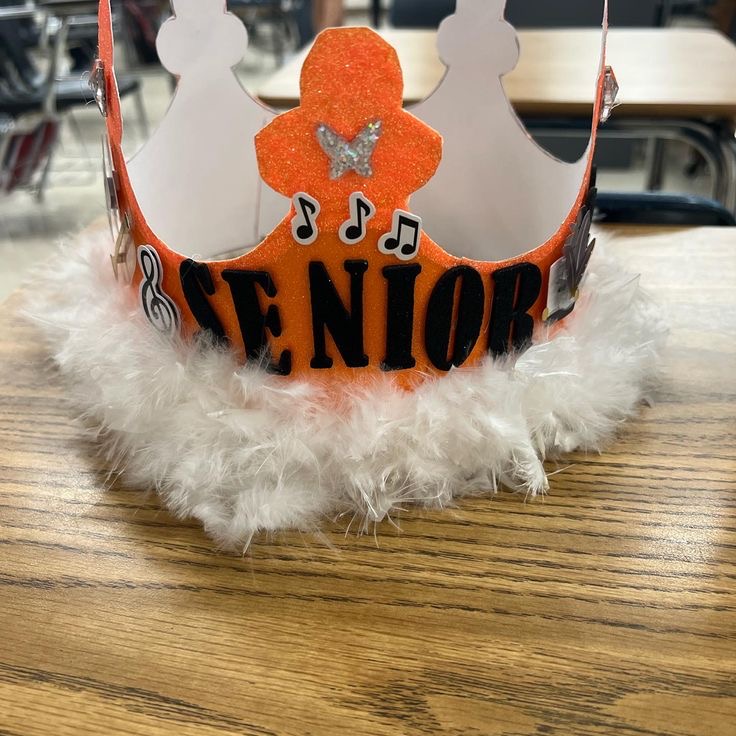 senior crown ideas