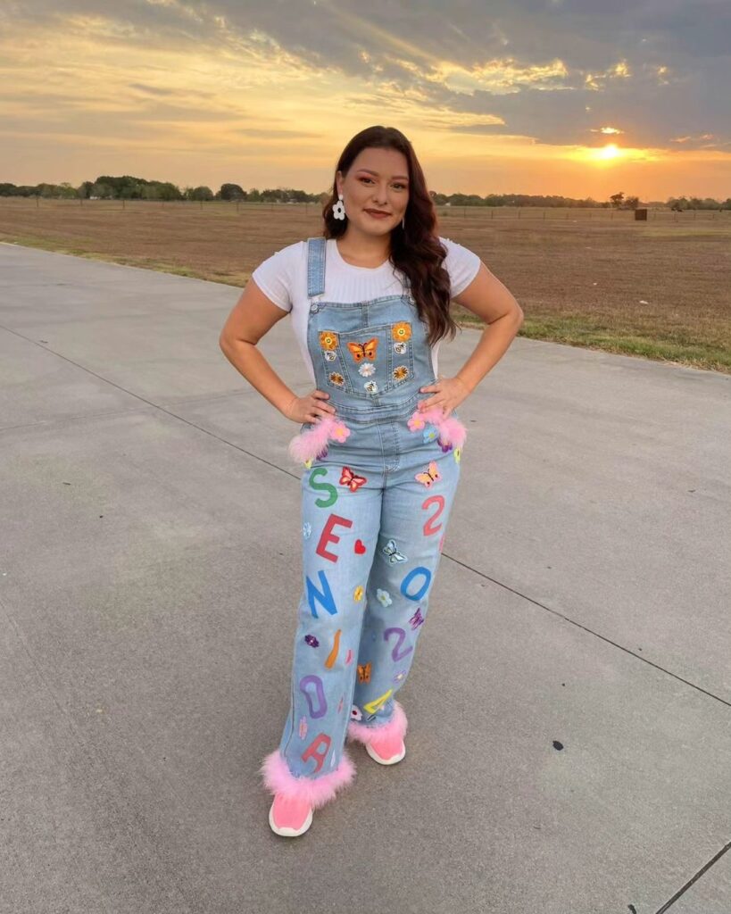 26 CUTE AND CREATIVE SENIOR OVERALLS IDEAS TO DIY