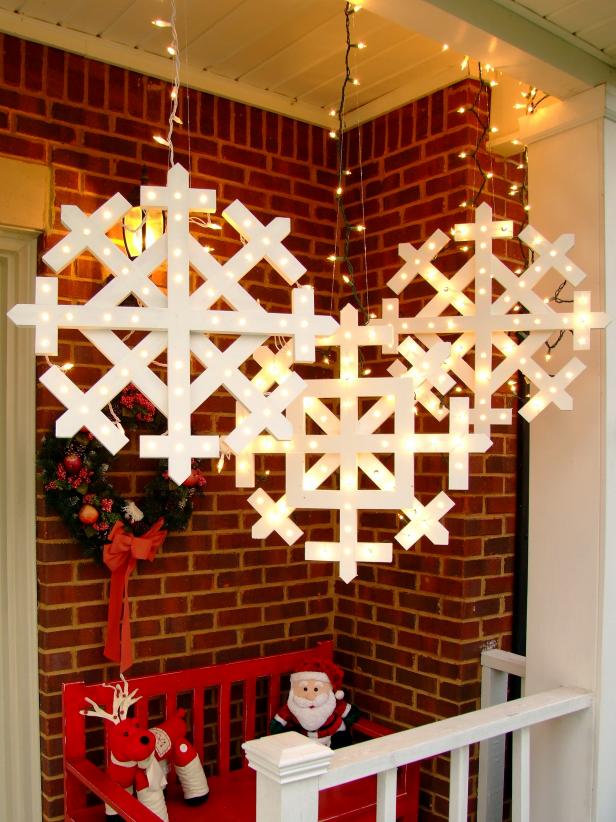 outdoor DIY Christmas light ideas