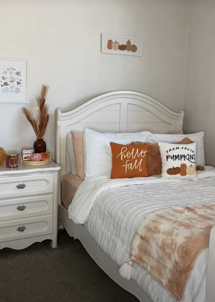 20+ COZY FALL BEDROOM IDEAS YOU'LL LOVE