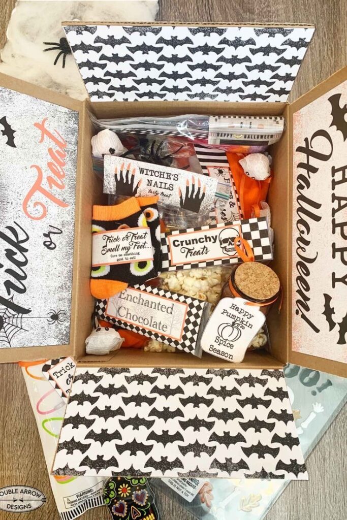 32 OF THE CUTEST HALLOWEEN CARE PACKAGES