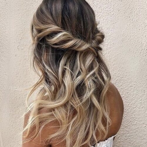 20 HOMECOMING HAIRSTYLES FOR MEDIUM-LONG HAIR