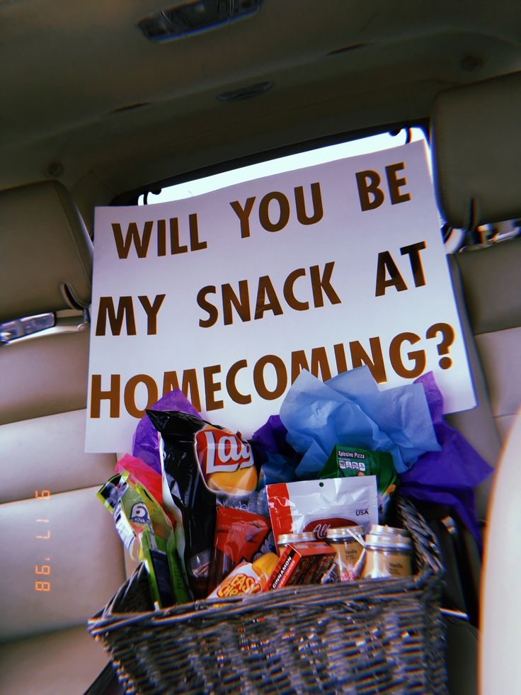 THIS POST SHOWED YOU THE BEST HOMECOMING PROPOSAL IDEAS