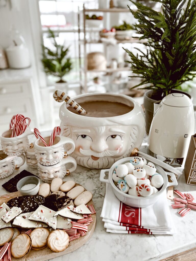 31 ADORABLE CHRISTMAS HOT COCOA BAR IDEAS