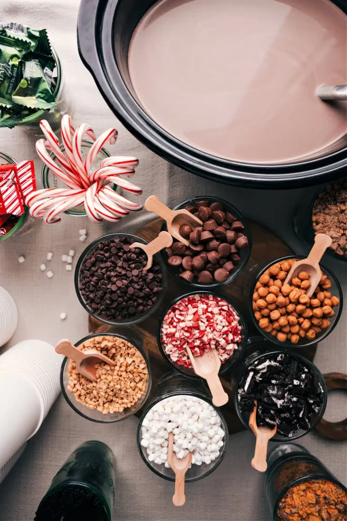 31 ADORABLE CHRISTMAS HOT COCOA BAR IDEAS