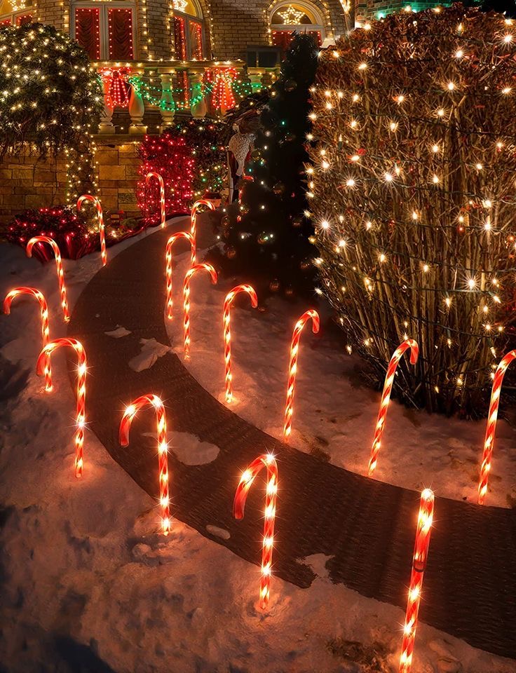 outdoor DIY Christmas light ideas