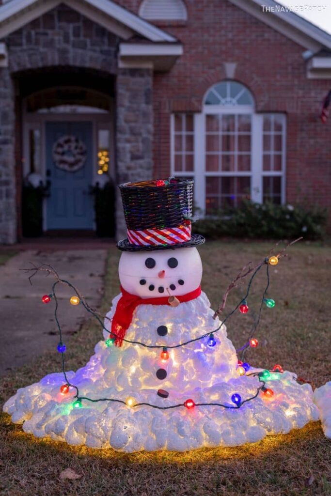 outdoor DIY Christmas light ideas