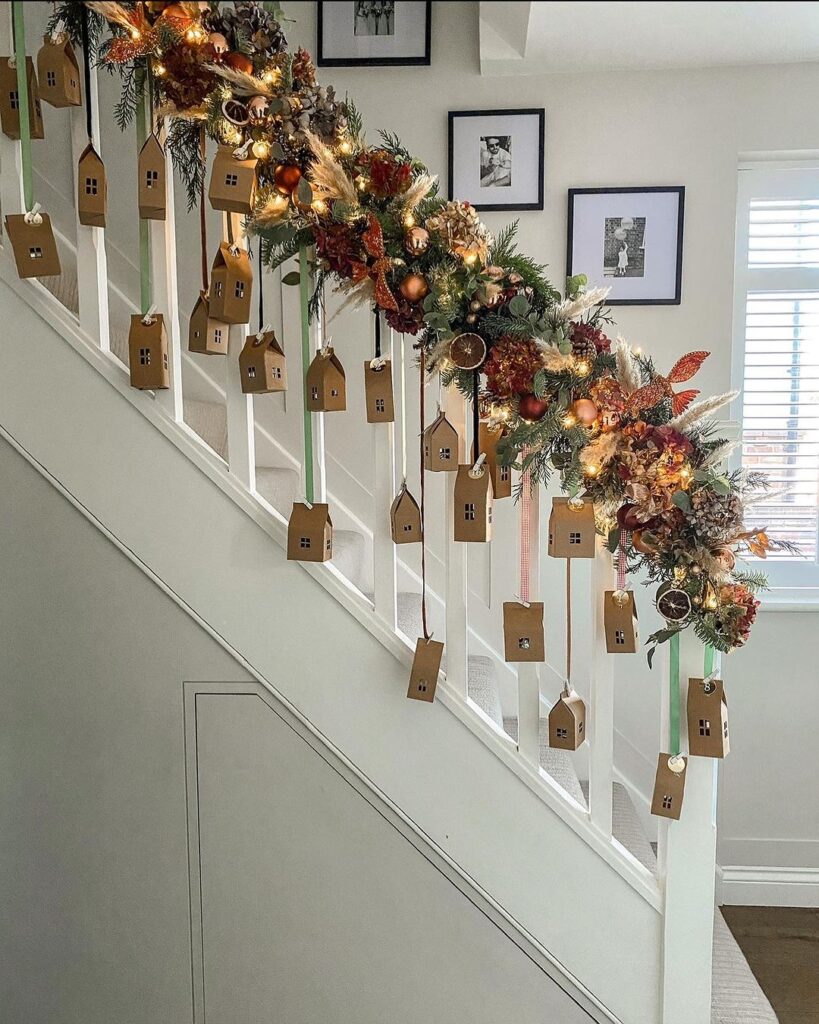 Christmas staircase decor