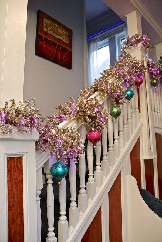 Christmas staircase decor