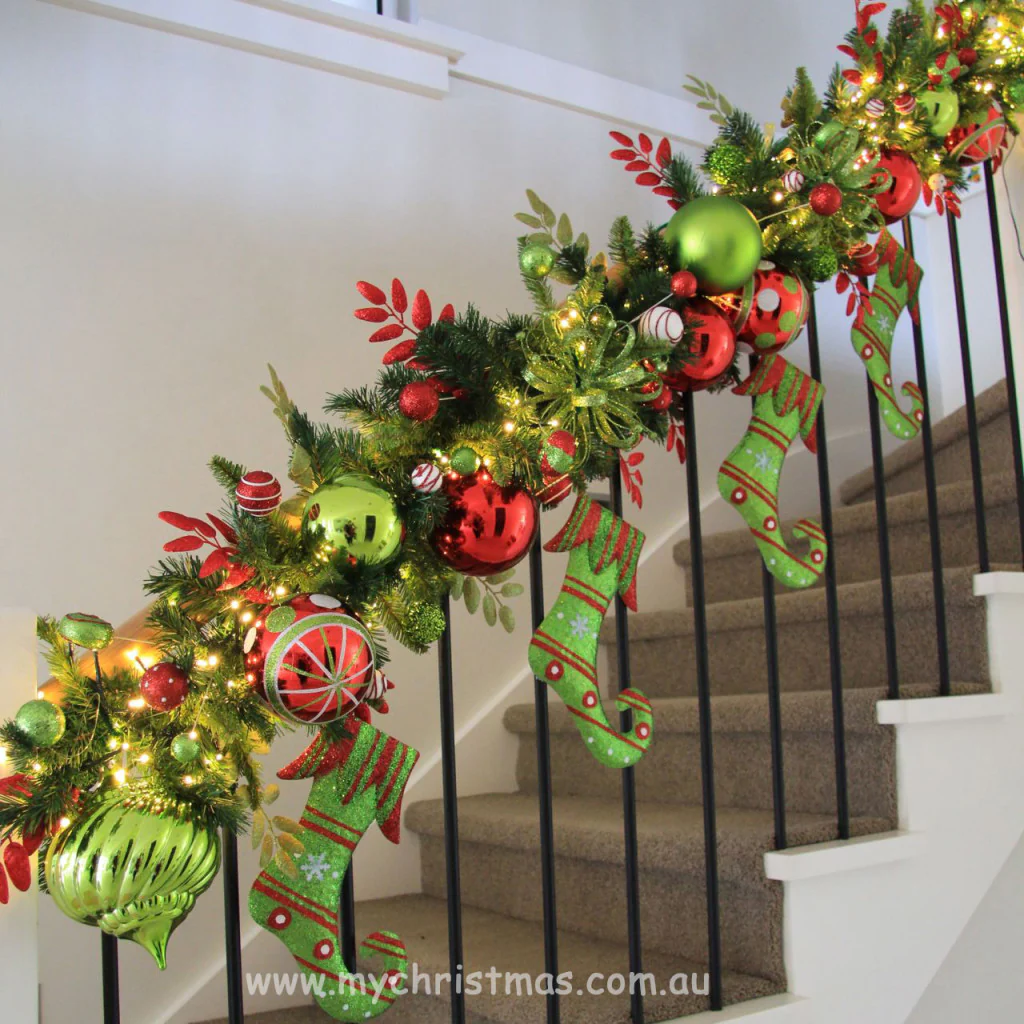 Christmas staircase decor