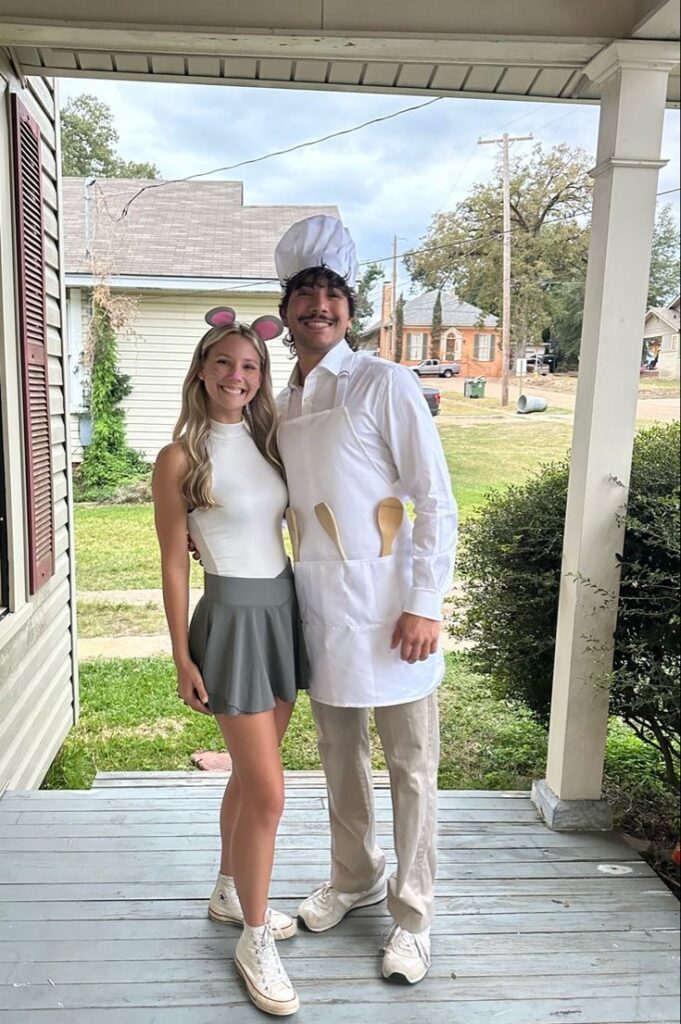 29 CUTEST COUPLES HALLOWEEN COSTUMES YOU'LL LOVE