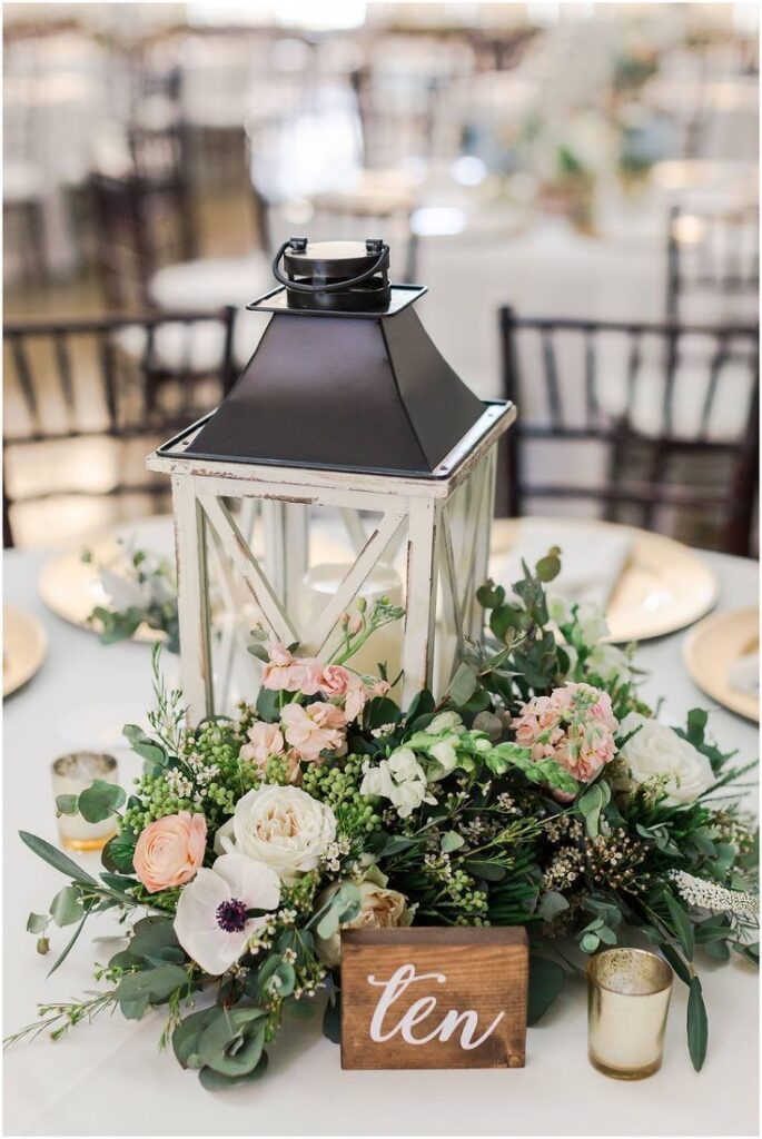 WEDDING CENTERPIECE IDEAS