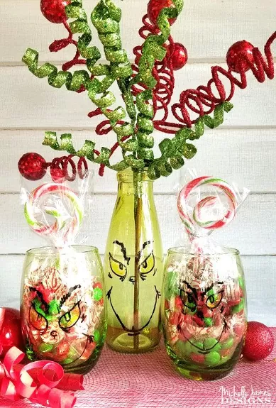 DIY GRINCH CENTERPIECE IDEAS