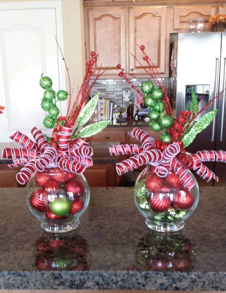 DIY GRINCH CENTERPIECE IDEAS