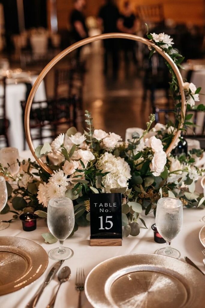 WEDDING CENTERPIECE IDEAS