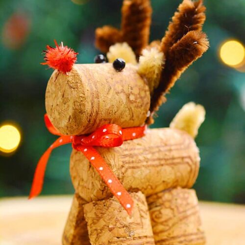 25 ADORABLE CHRISTMAS WINE CORK CRAFTS