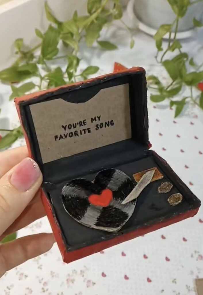 DIY VALENTINES GIFTS FOR BOYFRIEND