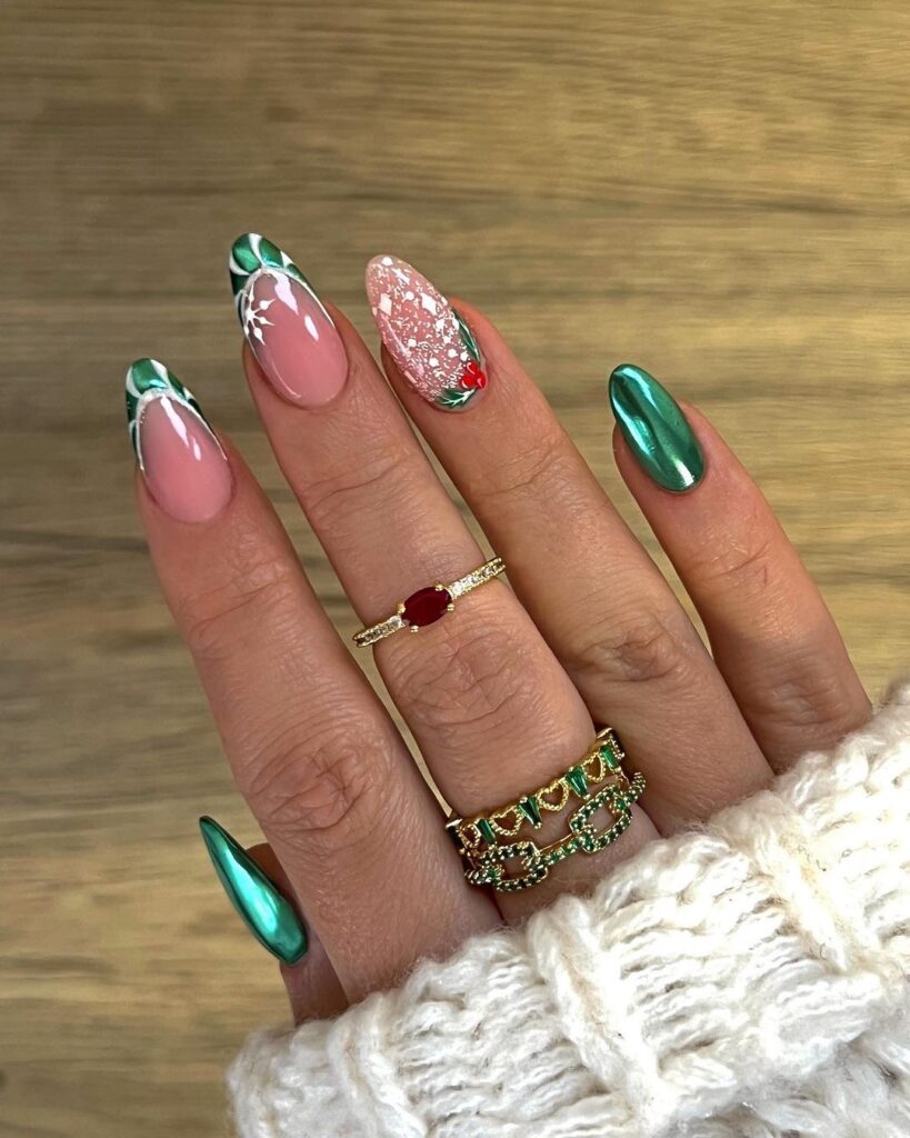 SHORT CHRISTMAS NAILS