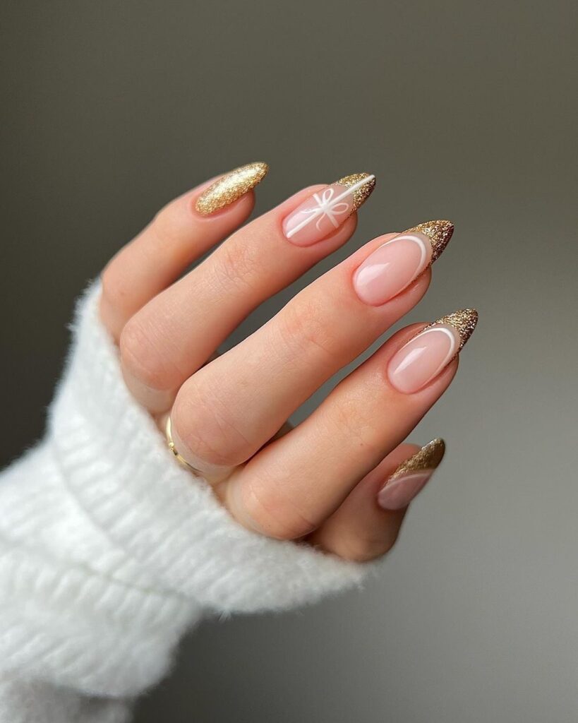 simple Christmas nails