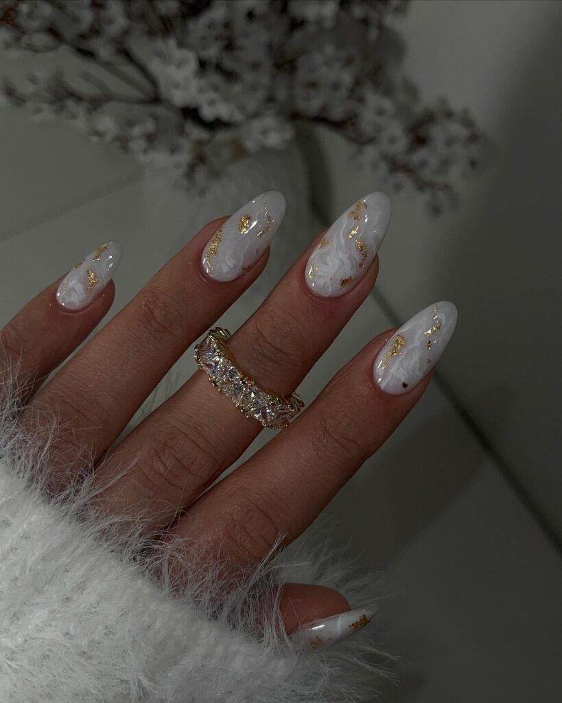 white Christmas nails