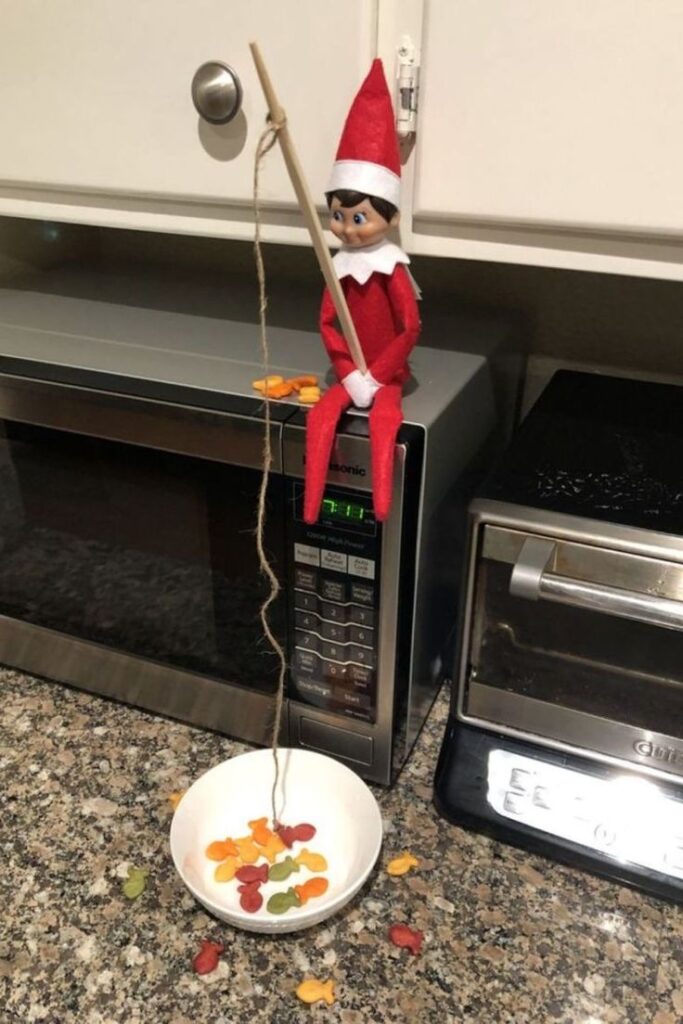 LAST-MINUTE ELF ON THE SHELF IDEAS