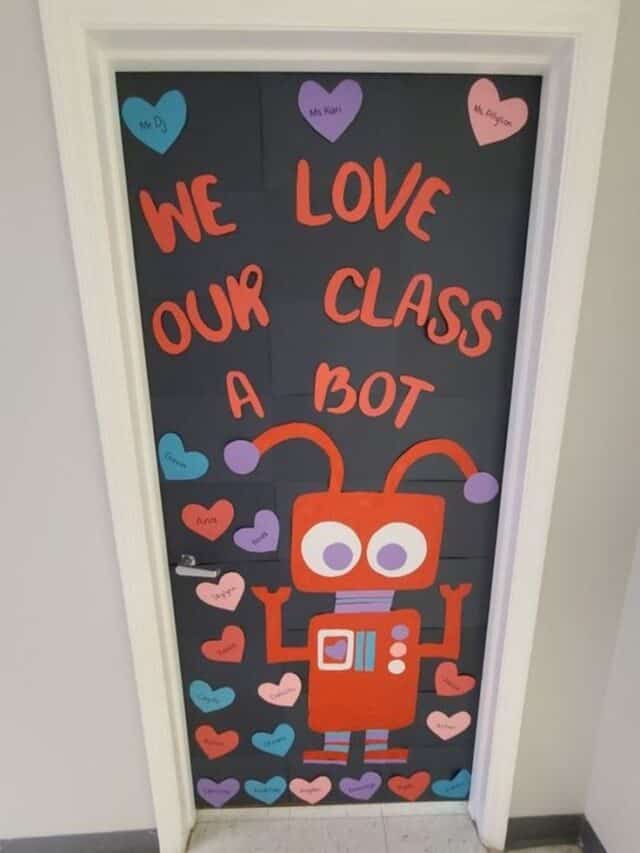 28 SUPER CUTE VALENTINES DOOR DECORATING IDEAS - Stylin by Sarita