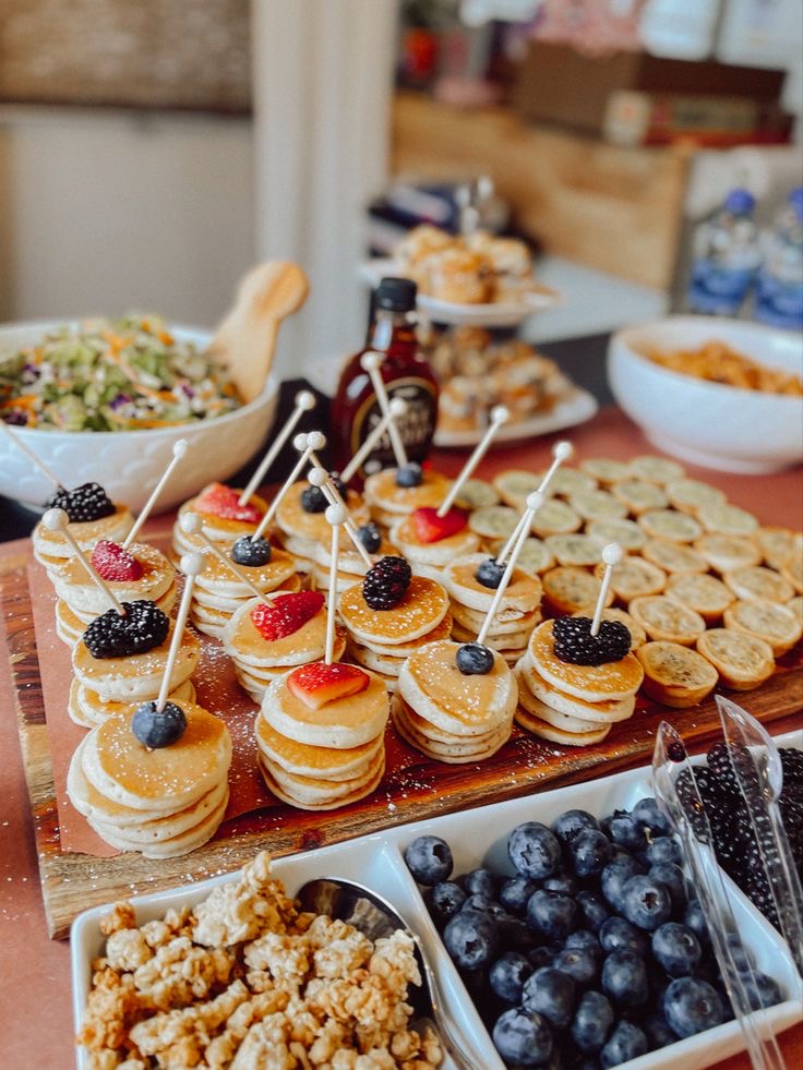 WEDDING FOOD STATIONS