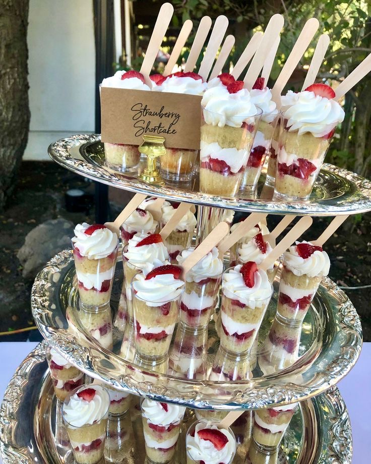 WEDDING FOOD STATIONS