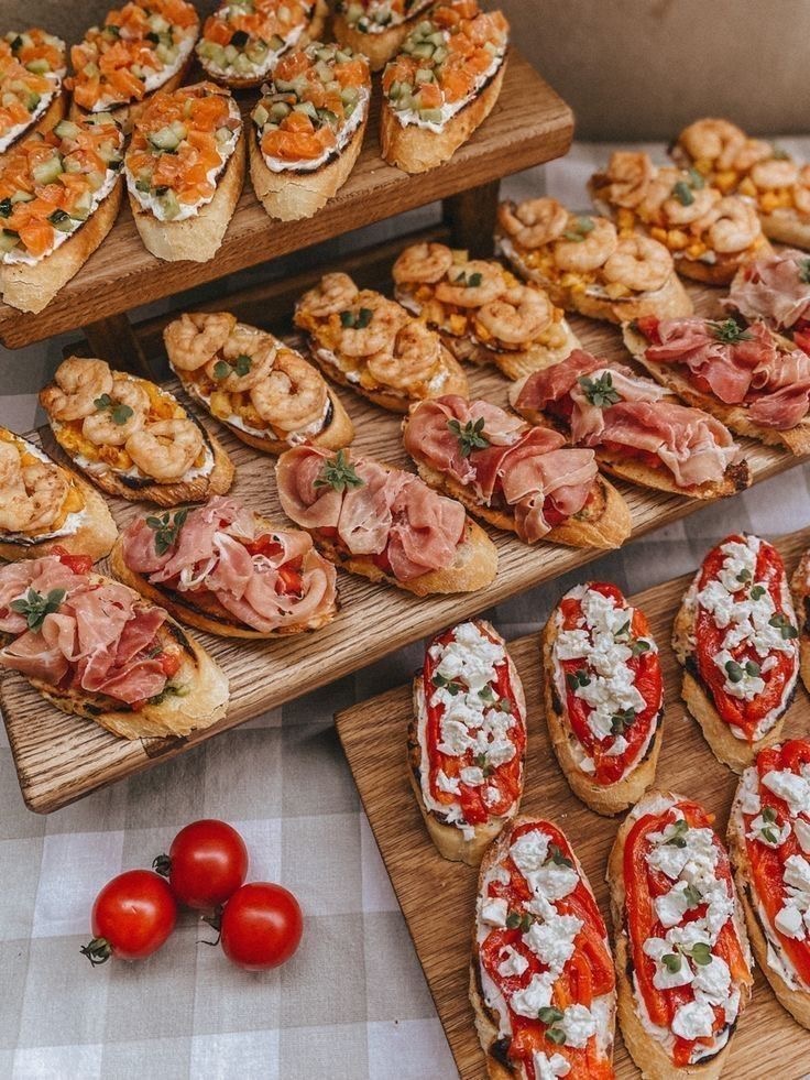 WEDDING FOOD STATIONS