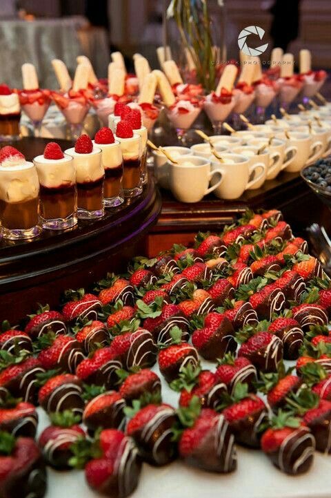 WEDDING FOOD STATIONS