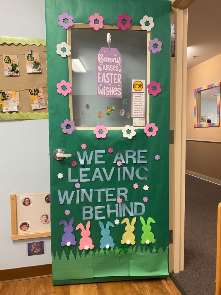 EASTER DOOR DECORATIONS