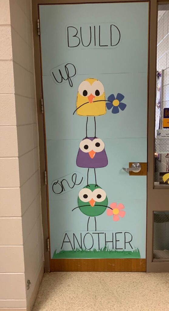 EASTER DOOR DECORATIONS