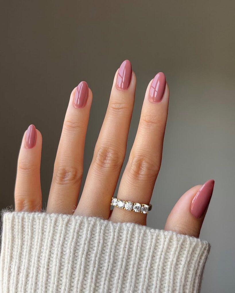 GRADUATION NAIL IDEAS