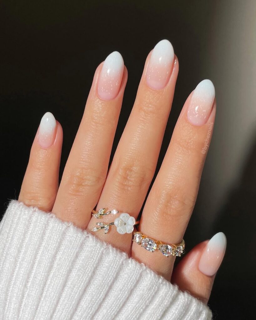 GRADUATION NAIL IDEAS