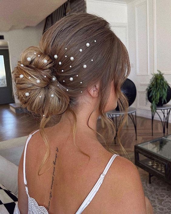 PROM HAIRSTYLES